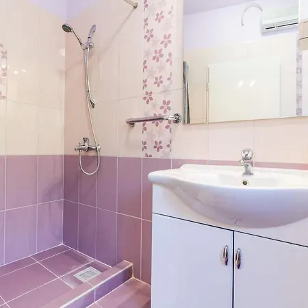 Apartman Dina Pula