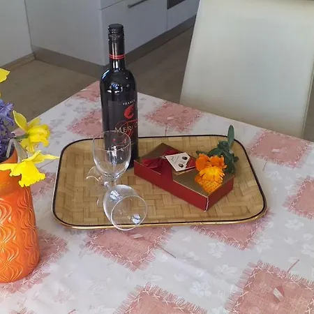Dina Apartman *